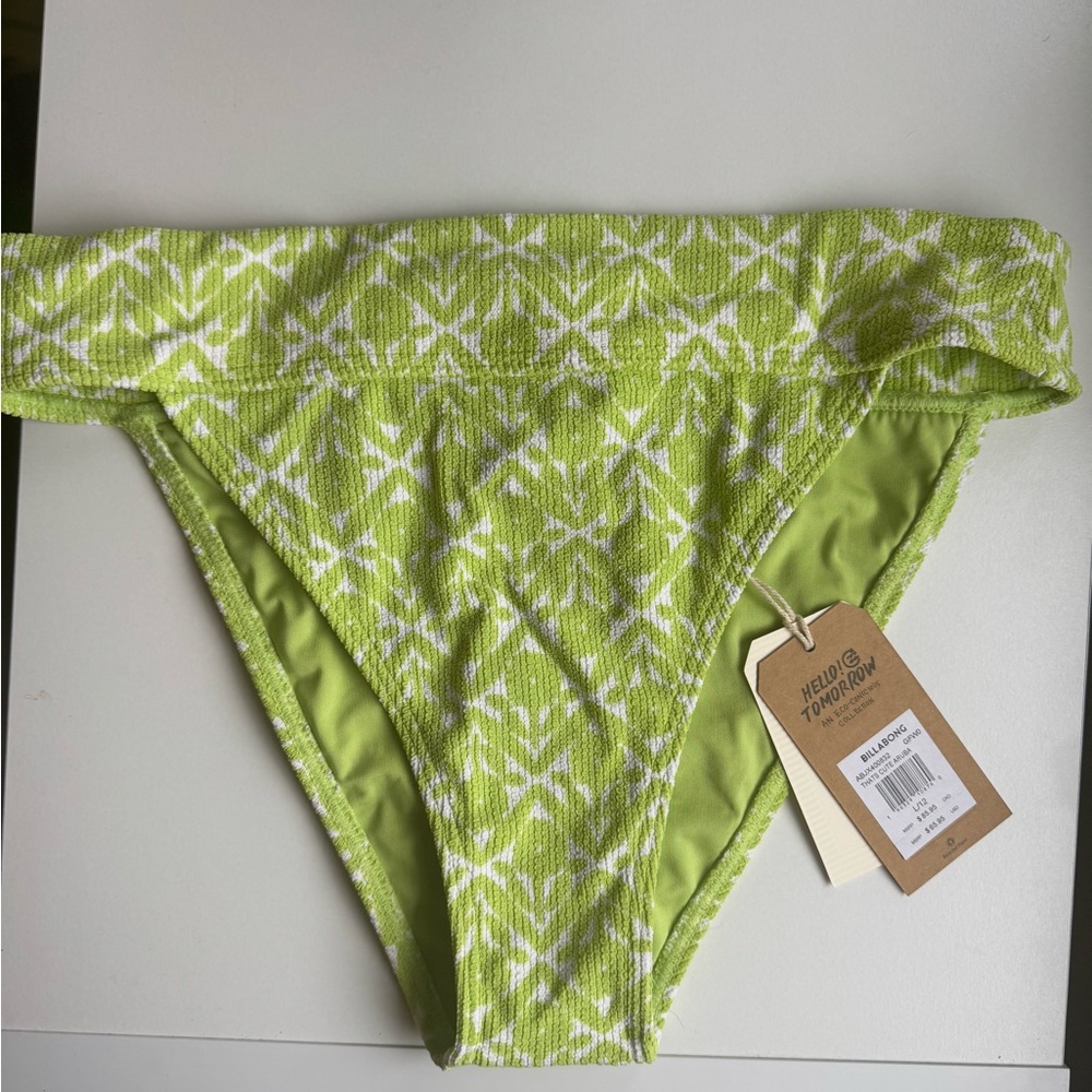 NWT Aruba bottom